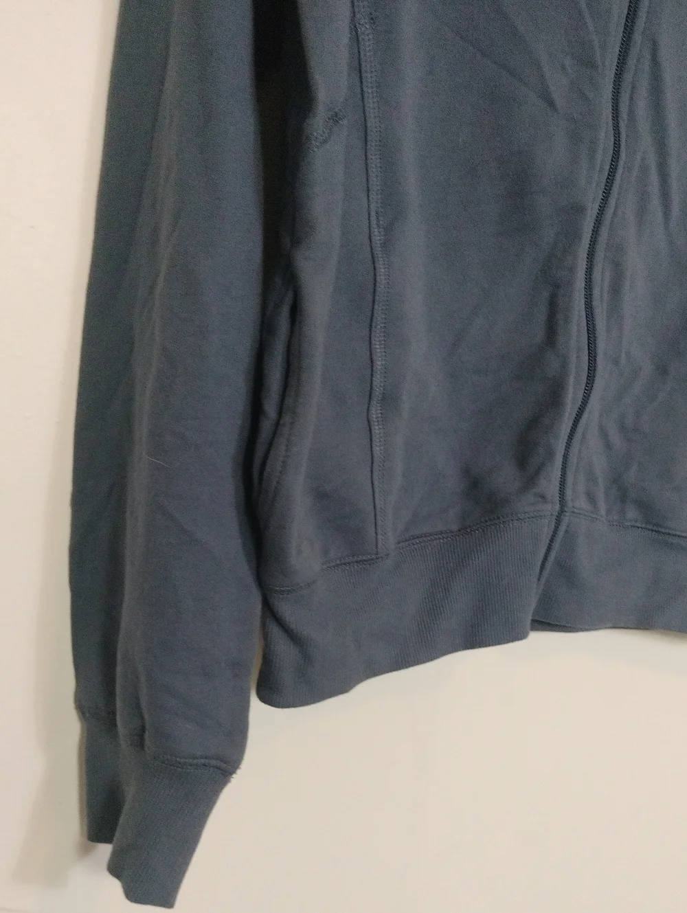 Ativa Women's Full Zipper Hoodie Size M